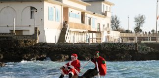 babbo natale arriva dal mare